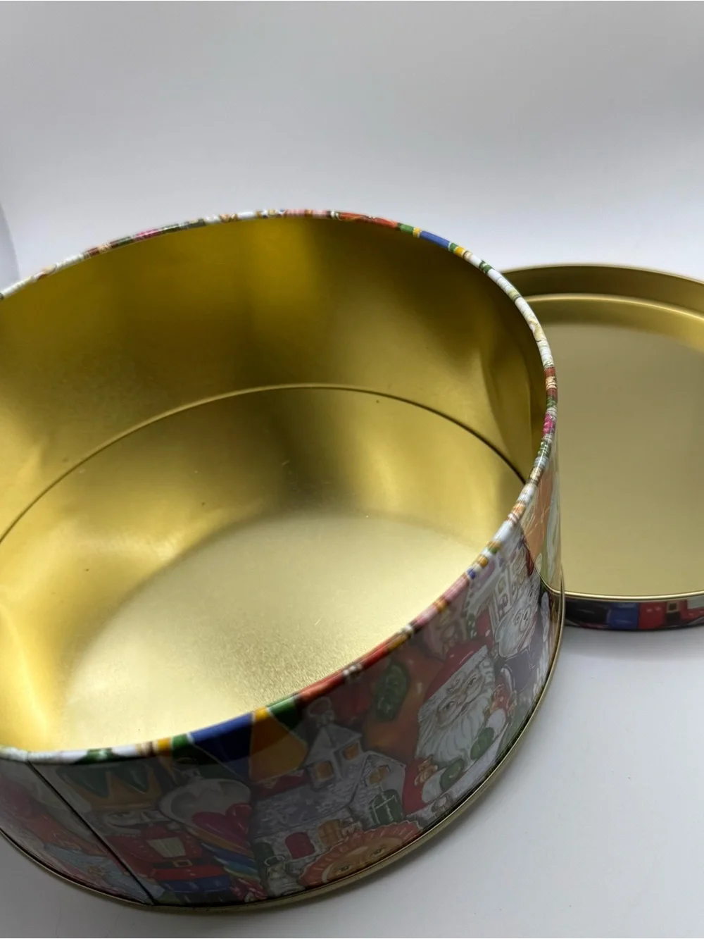 Holiday Keepsake Tin - Festive Multicolor